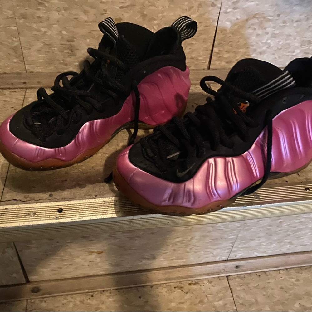 Foamposite pink
